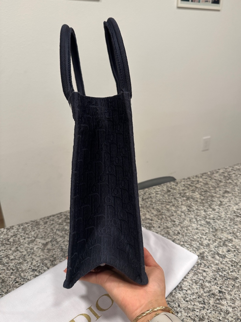Medium navy dior book tote with strap 💙 - Picture 9 of 11